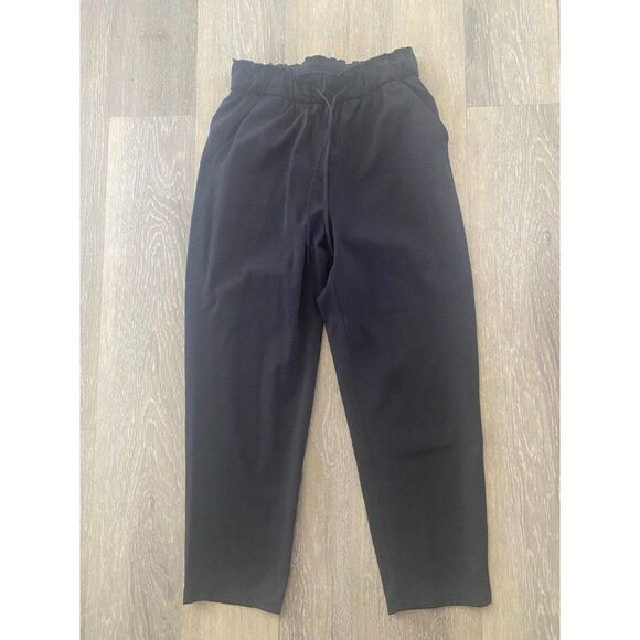 Lululemon Keep Moving Crop Pants High Rise 23” size 4‎ - Picture 1 of 3